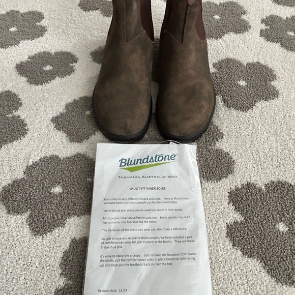 Blundstone #585 Women’s Classic Chelsea Boot - Picture 4 of 9